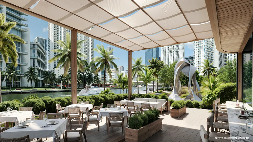 Standard Brickell photo 25