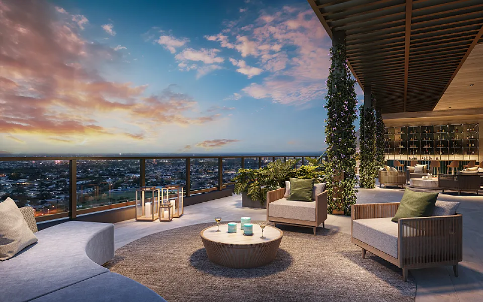 One Hollywood photo 9