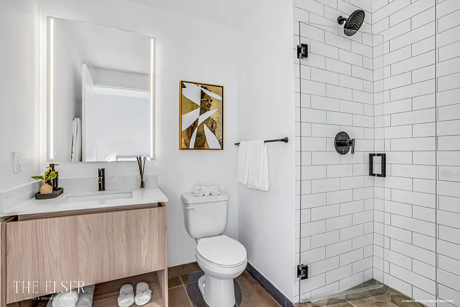 The Elser Residences photo 37