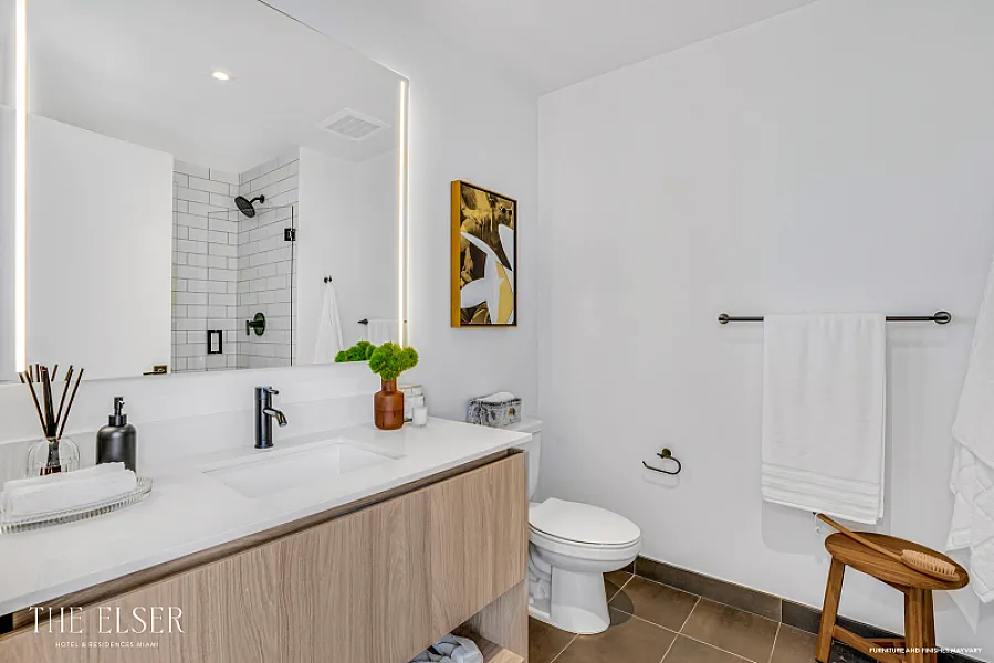 The Elser Residences photo 39