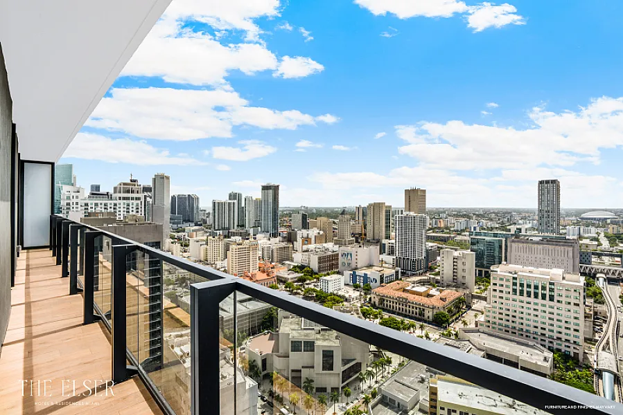 The Elser Residences photo 44