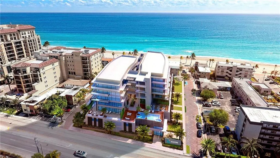Eturna Beachside photo 1
