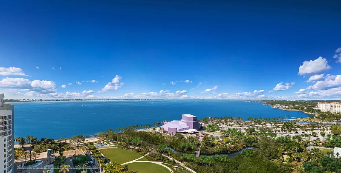 1000 Boulevard of the Arts photo 3