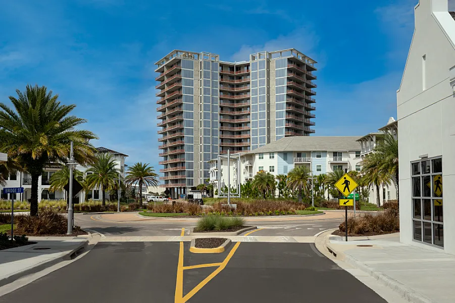 Marina Pointe photo 14
